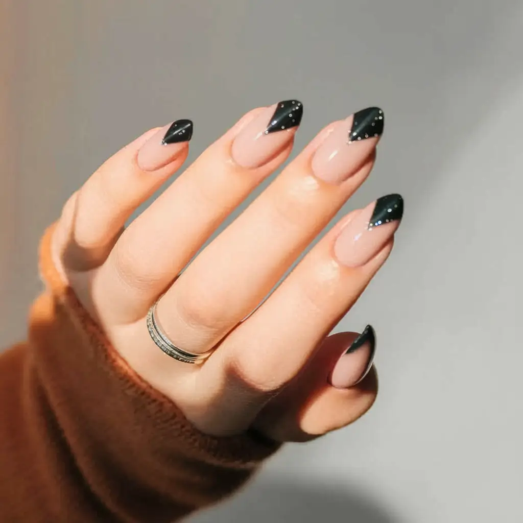 fall french tip nails Edgy Black-Tipped Elegance