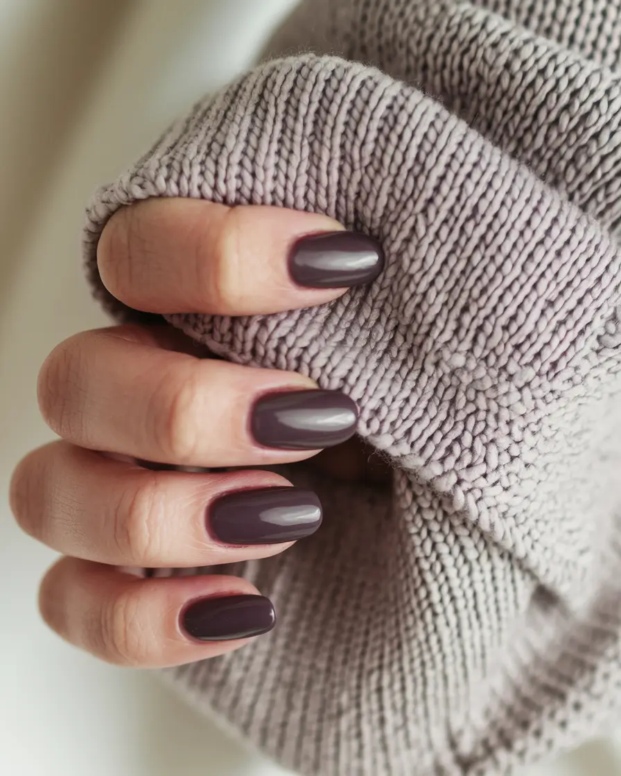 round fall nails 2025 Cozy Plum Sophistication