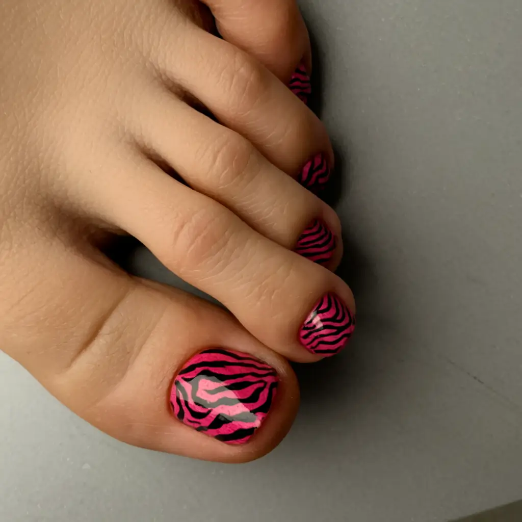september toe nails ideas Neon Zebra in Pink and Black