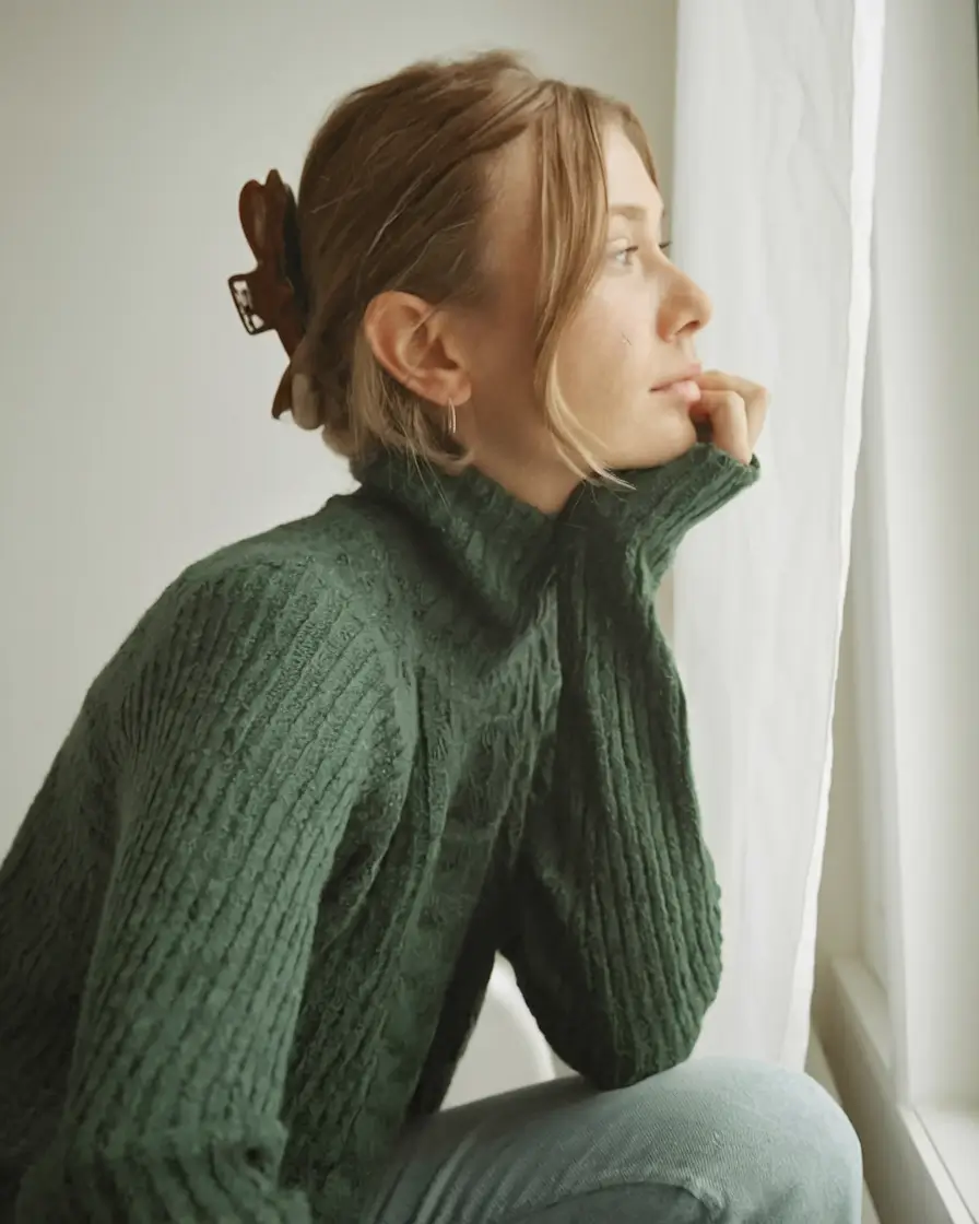 Cute Winter Hairstyles Easy Updo Claw Clip