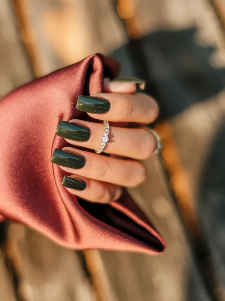 Fall Nails 2025 Color Trends: Inspiring Short, Almond & French Tip Ideas