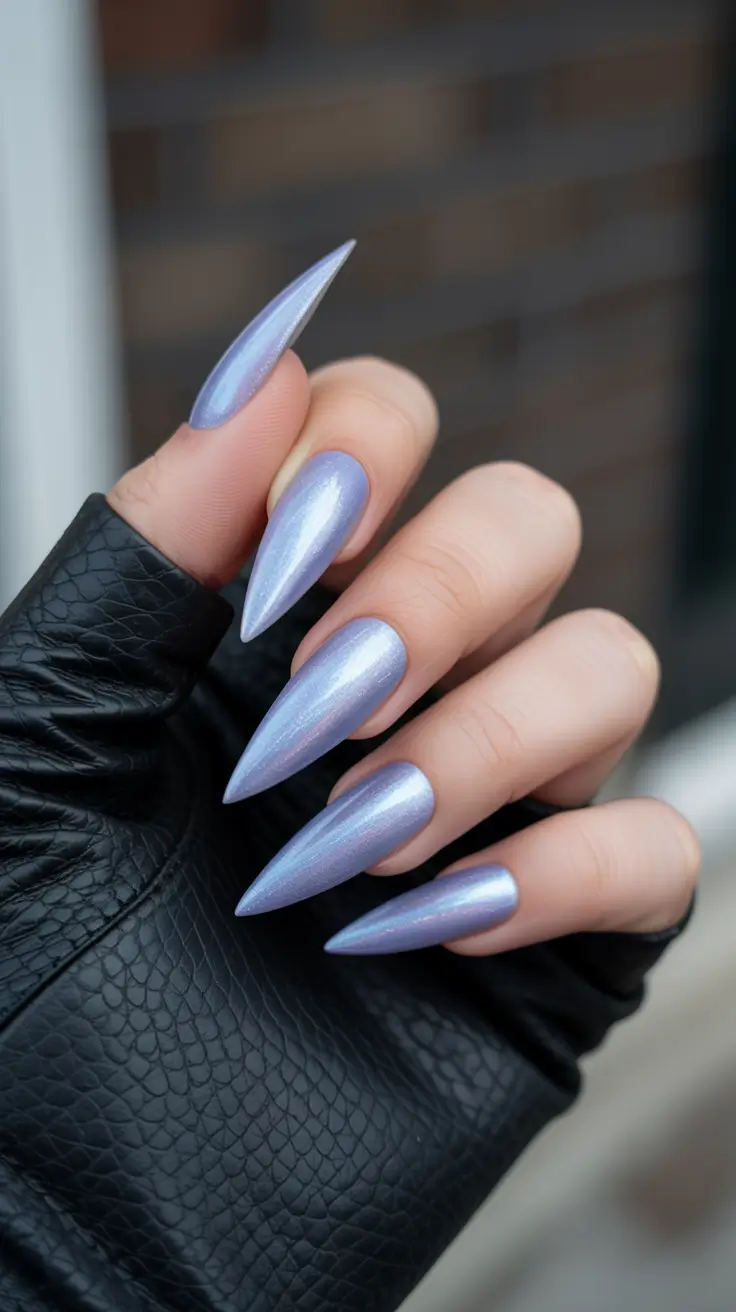 stiletto-nails Icy Pearl Chrome Sleekness